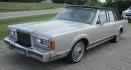 1989 Silver Frost /Titanium Lincoln Town Car (1LNBM81F5KY) with an V8 engine, Automatic transmission, located at 1725 US-68 N, Bellefontaine, OH, 43311, (937) 592-5466, 40.387783, -83.752388 - 1989 LINCOLN LUXURY TOWN CAR 5.0L V8, AUTO, Midnight Black Carriage Roof, Silver Frost -Titanium leather 6-way twin comfort recliner driver & passenger seats, AM/FM/CASS, Power Antenna, PW, PL, Power Deck Release, Tilt Steering Fingertip Speed Control, Wire Wheel Covers. - Photo#0